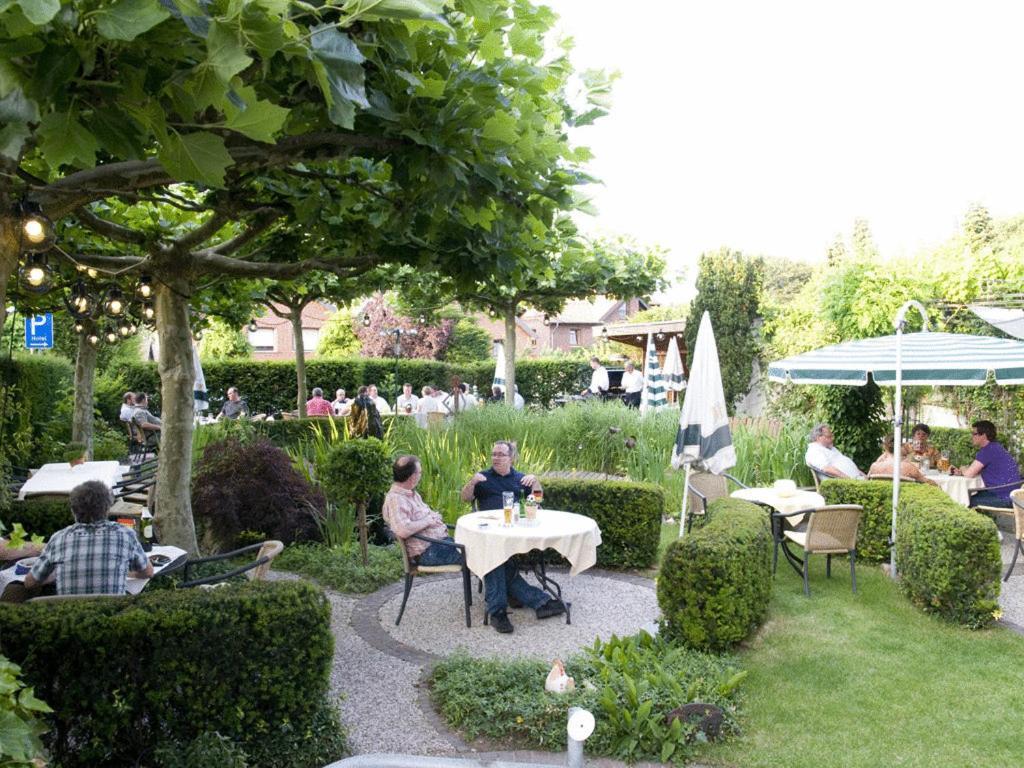 Hotel Restaurant Esser Wegberg Exterior photo